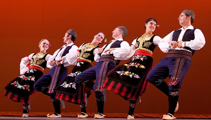 Sırp Dansları Kursu